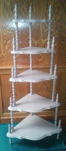 lot 93 image: Corner Shelf