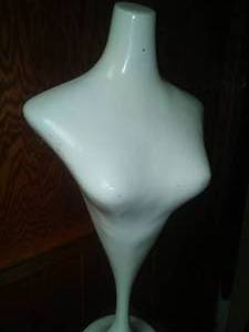lot 113 image: Mannequin  female