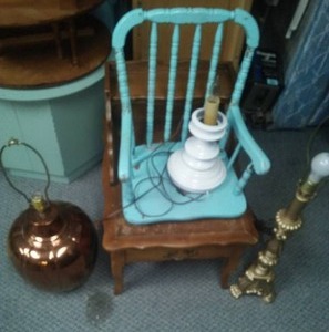 lot 163 image: Variety Lot- 3 lamps, table, chair.