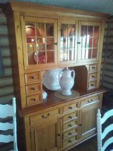 lot 160A image: Lighted Cupboard and Base Cabinet.