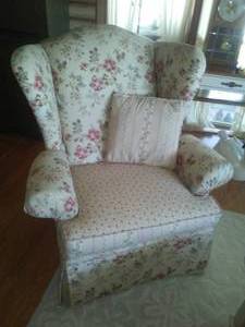 lot 202 image: Hickory Hill Wing Back Chair  Fabulous