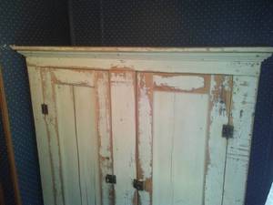 lot 234 image: Vintage Armoire,