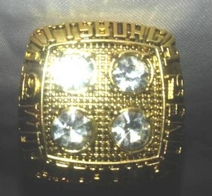 lot 180 image: Pittsburg Steelers Super Bowl Ring, Terry Bradshaw