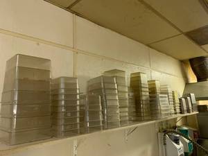 lot 34 image: Shelf Full of Buffalo China Dishes