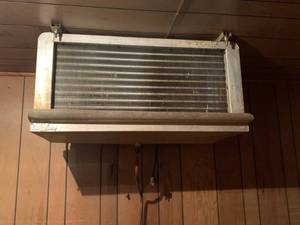 lot 65 image: McQuay Air Conditioner
