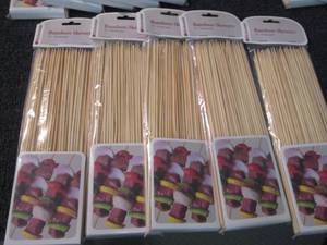 lot 4 image: 5- Kitchenmate 100 pks 10 inch Bamb...