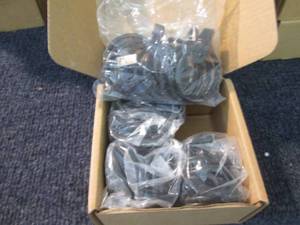 lot 17 image: 5 Boxes of 1.5 inch Curtain Rings w...