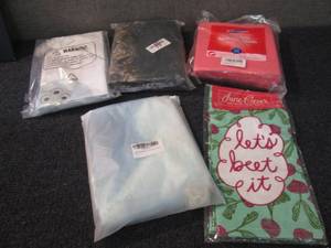 lot 99 image: Tapestries, Sponge Cloths ...
