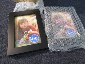 lot 166 image: 6- 4x6 Photo Frames...