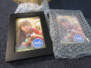 lot 167 image: 6- 4x6 Photo Frames...