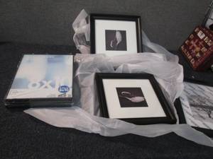 lot 193 image: 3pk 8x10 Frames, 3 Assorted Frames...