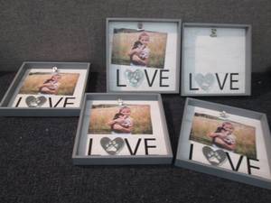 lot 194 image: 5 Love Frames...