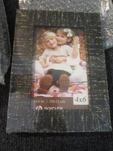 lot 195 image: 4- 4x6 inch Frames...