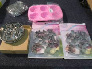 lot 234 image: 4 Sets Cookie Cutters, Silicone Mol...