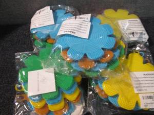 lot 270 image: 5- 5 pks Silicone Dish Scrubbers...