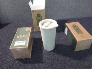 lot 289 image: 3 Plastic Coffee Travel Cups...