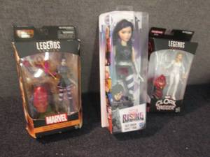 lot 344 image: 3 Marvel Action Figures Y2...