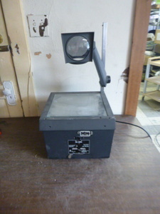 Bell & Howell Overhead Projector