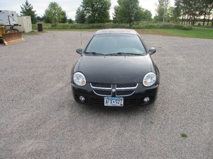 lot 4 image: 2005 DODGE NEON