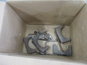 lot 6 image: AIR LIFT AIR BAGS