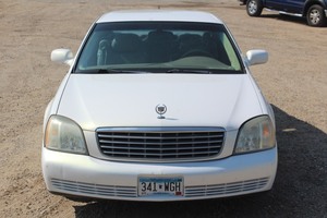 lot 6034 image: 2005 Cadillac DeVille