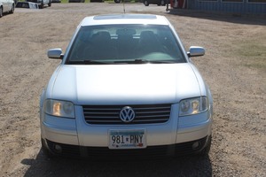 lot 6031 image: 2001 Volkswagen New Passat GLX AWD V6