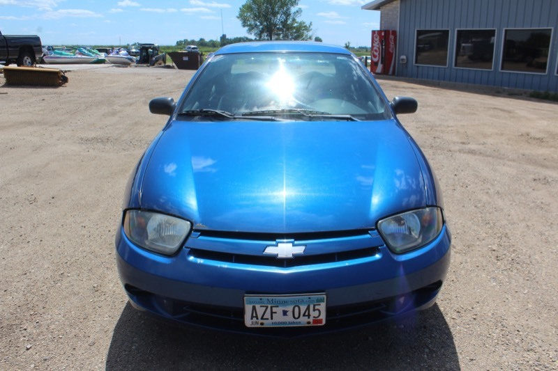 lot 6042 image: 2003 Chevrolet Cavalier- 2 Owners