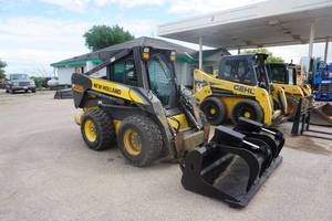 2011 New Holland Model L185 Skid Loader Skid Steer