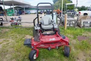 2017 Exmark Lazer Z X Series Commercial Zero Turn Mower