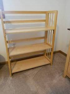 Cute Pine Bookshelf
