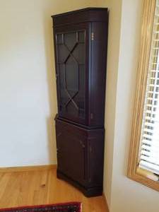 Classic Mahogany China Cabinet