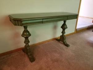 Fun Distressed Green Sofa Table