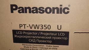 lot 1 image: Panasonic PT-VW350 WXGA Business  Home Theater HD 4,000-Lumen 3LCD Projector Projection System