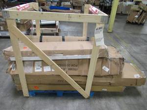 lot 353 image: WHOLESALE MIXED PALLET OF MISCELLANEOUS INDOOROUTDOOR FURNITURE AND MORE