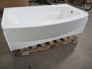 lot 328 image: Delta Classic 400 Curve 5 ft. Right Drain Soaking Tub in White, 40114R