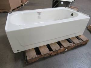 lot 334 image: Bootz Kona 54 x  Right Drain Rectangular Alcove Soaking Bathtub in White, 011-3302-00 - Slight Enamel Damage