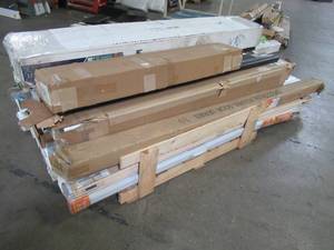 lot 342 image: WHOLESALE MIXED PALLET OF MISCELLANEOUS DECK AND FENCING ITEMS AND MORE