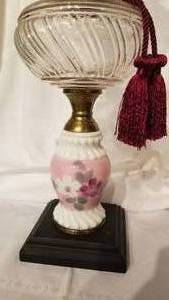 lot 21 image: Antique Oil Lamp with Handpainted Pink Glass Base and Frilled Shade