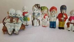 lot 124 image: Collection of Frozen Charlottes and Charley Bisque Dolls