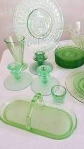 lot 88 image: Vintage Green Depression Glass Collection