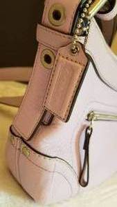 lot 47 image: Coach Lavendar Leather Soho Handbag Purse