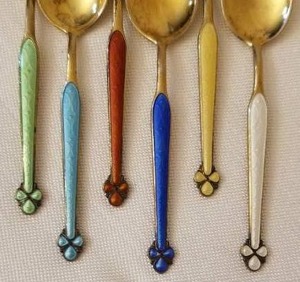 lot 58 image: Norway Goldwash Sterling Enamel Demitasse Spoons