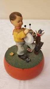 lot 59 image: ANRI Thorens Music Box Collection of 5
