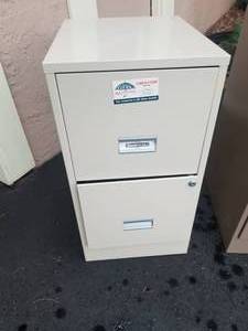 lot 198 image: Collection of 5 Aluminum Filing Cabinets