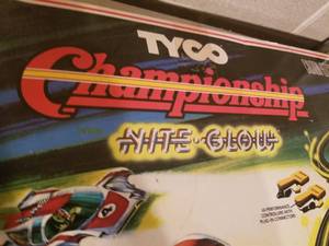 lot 169 image: Vintage Tyco Championship Nite Glow Electric Car Set