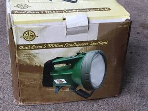 lot 53 image: Guidesman Dual Beam 5 million Candlepower Spotlight