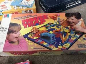 lot 78 image: Game Lot