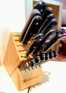 lot 32 image: Wusthof Classic Knife Set