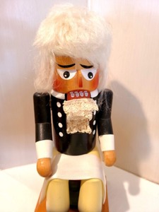 lot 12 image: Steinbach Nutcracker #2