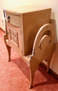 lot 35 image: Vintage Magazine RackTelephone Stand